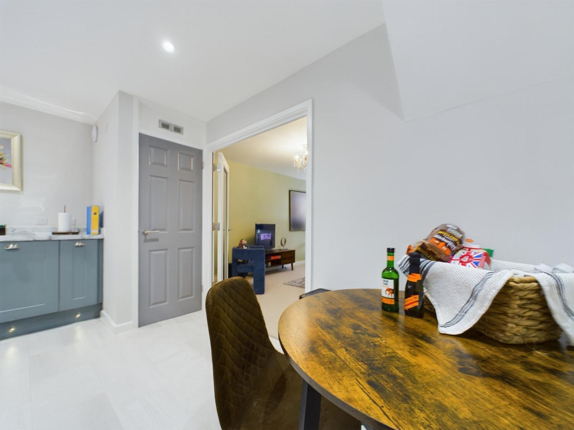 Apartamento Modern Duplex Central Free Parking Wi-Fi Cheltenham Exterior foto